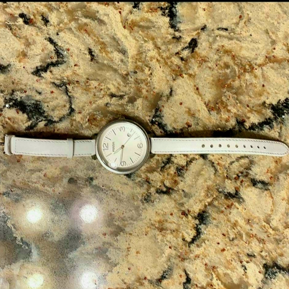 Womens FOSSIL WATCH